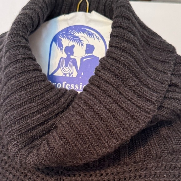 πCozy Banana Republic Black Grey Merino Ribbed Turtleneck Fringe Poncho Sweater - Picture 12 of 15